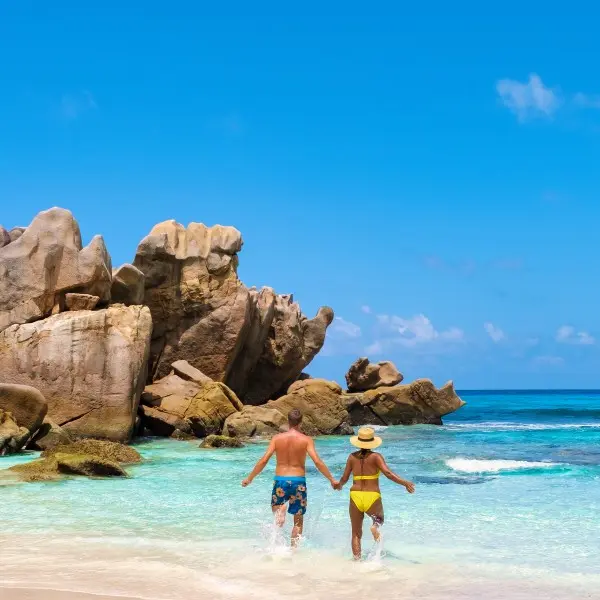 ברח לסיישל – גן עדן טרופי מחכה לך לחופשה בלתי נשכחת