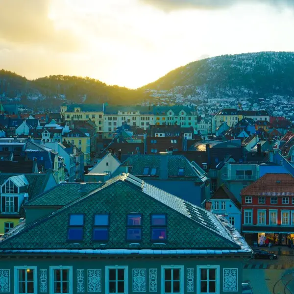 ברגן המופלאה - הכניסה לעולם הפיורדים המרהיבים