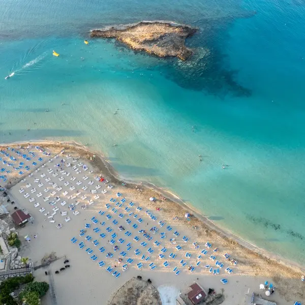 קפריסין מחכה לך: האי לחוויות בלתי נשכחות קרוב לבית!