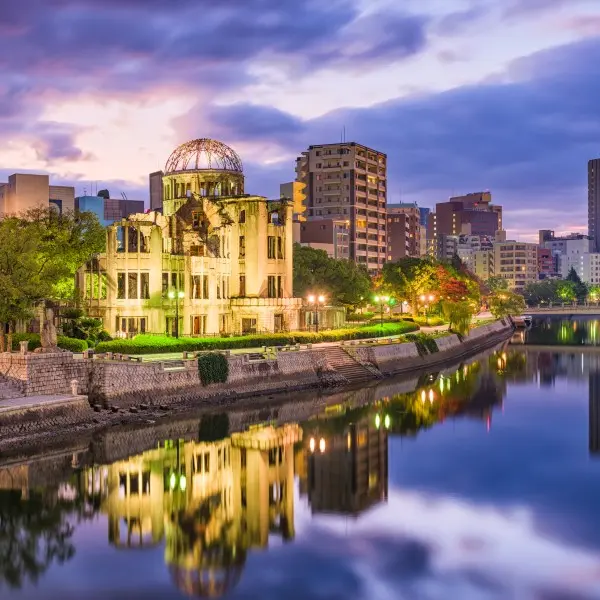 גלה את הקסם היפני: הירושימה של תרבות, טבע והיסטוריה