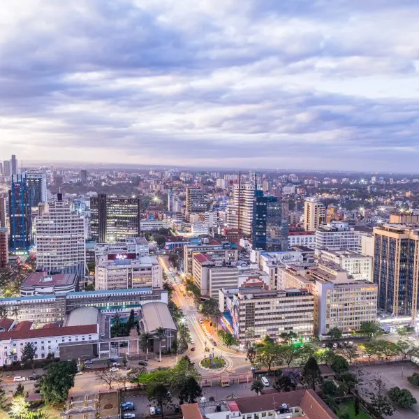 גלה את חוויות הספארי הבלתי נשכחות בניירובי!