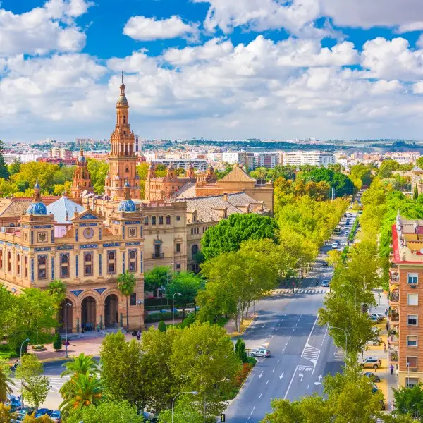 גלה את קסם דרום ספרד: תרבות, חופים ושמש בהישג ידך!