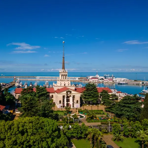 גלה את סוצ'י – חופשה מושלמת על חופי הים השחור!