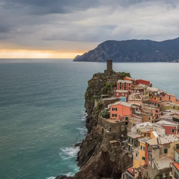 חופשה חלומית בצפון איטליה: אגמים, הרים וערים רומנטיות